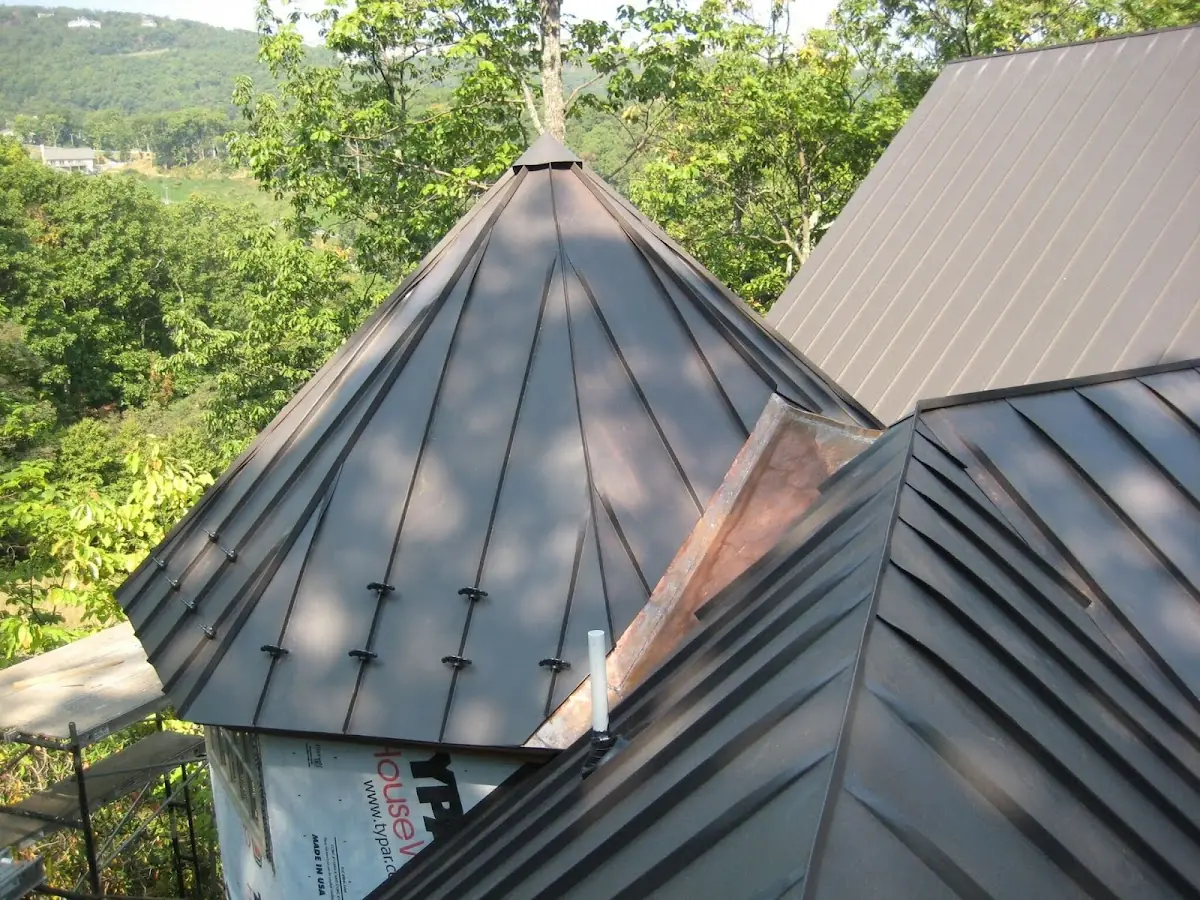 Professional Roof Tarp Installation by Craftsman Roofing in Friedrich Wilderness